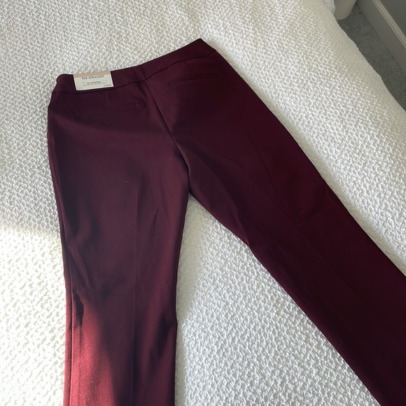 Ann Taylor Burgundy “The Straight” Capri Pant (4 Petite) - Picture 3 of 3